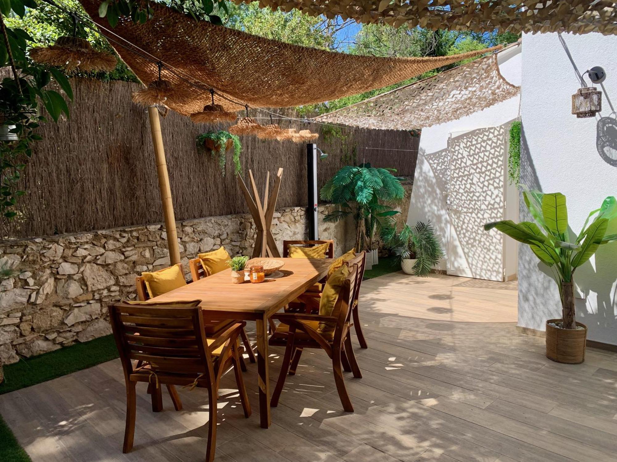 Maisonnette Avec Terrasse Et Jardin-Parking Prive-9Mn Des Plages A Pied La Ciotat Esterno foto